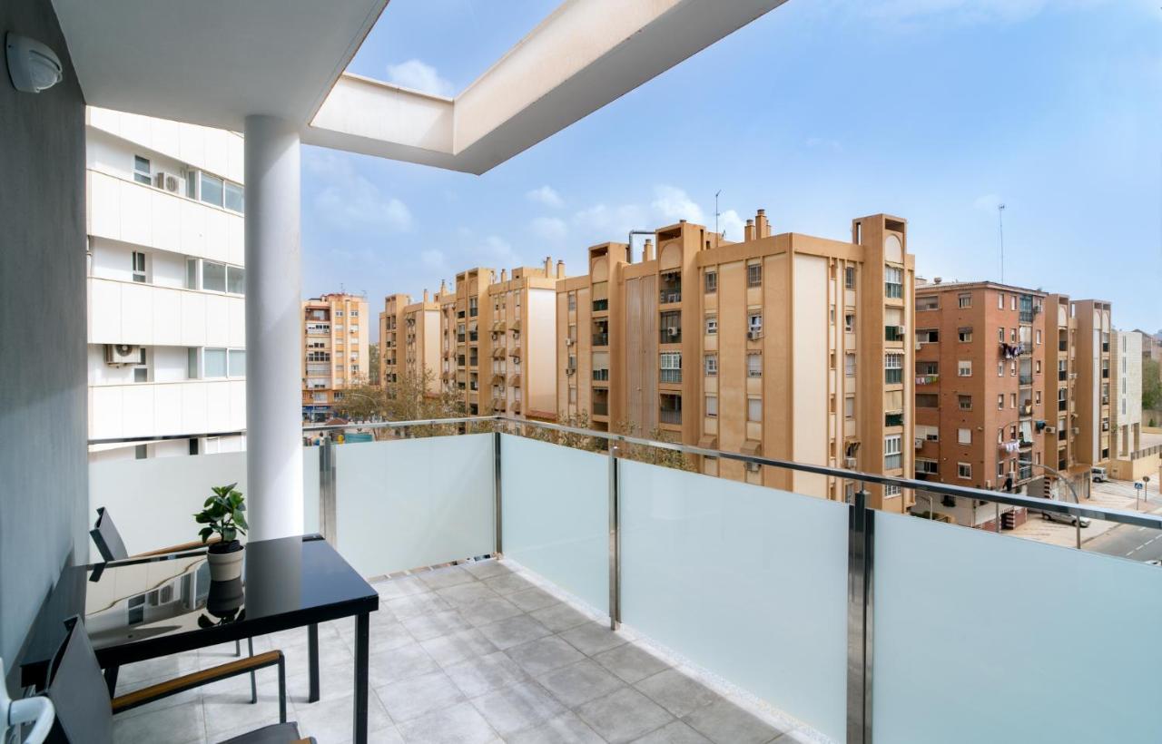 Aac Malaga - Apartamento Con Terraza, Muy Amplio, Totalmente Equipado, Cerca Del Centro Y Nuevo! Kültér fotó