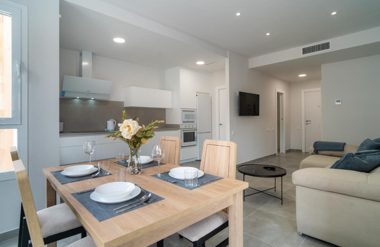 Aac Malaga - Apartamento Con Terraza, Muy Amplio, Totalmente Equipado, Cerca Del Centro Y Nuevo! Kültér fotó