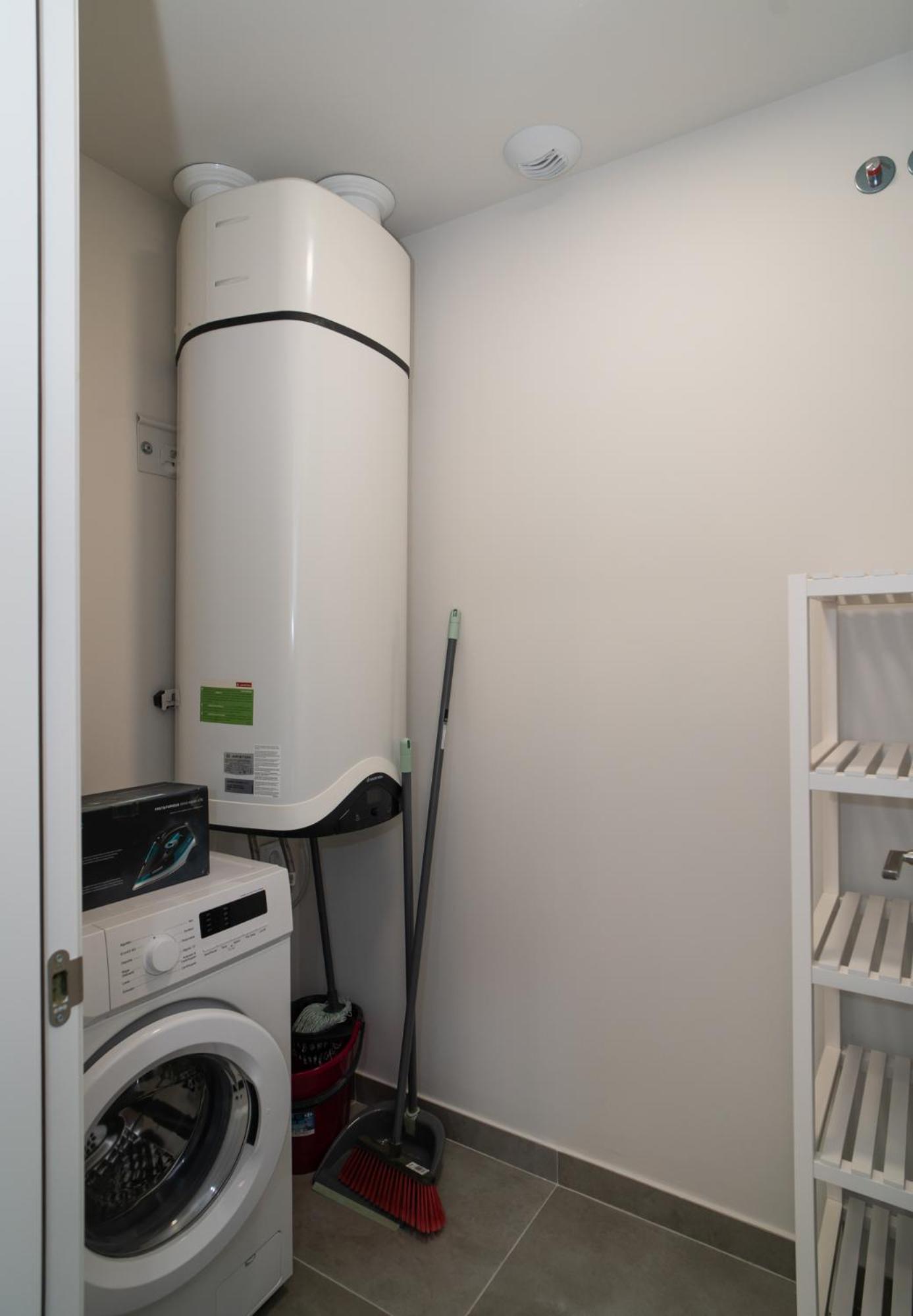 Aac Malaga - Apartamento Con Terraza, Muy Amplio, Totalmente Equipado, Cerca Del Centro Y Nuevo! Szoba fotó